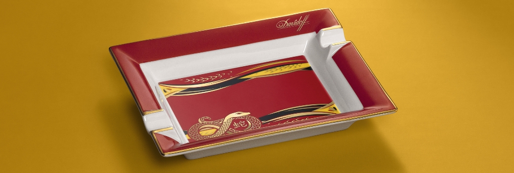 Popielnica do cygar Davidoff z Limoges – Year of the Snake 2025