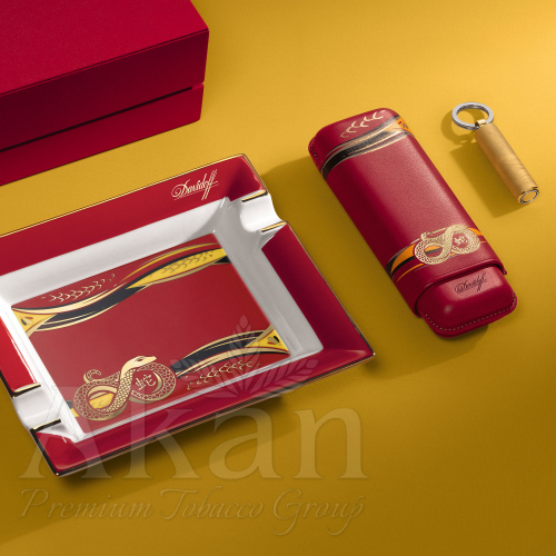 Zestaw akcesoriów 51003240 Davidoff Year of the Snake LE (popielnica, wyrzynarka, stojak, etui)